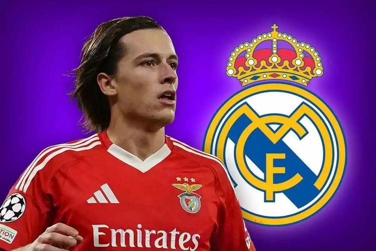 马卡:A费是皇马的左后卫头号目标 正谈判降价 马卡:A费是皇马的左后卫头号目标 正谈判降价